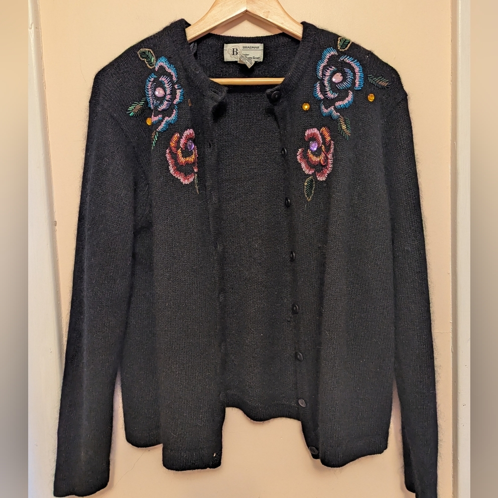 Vintage Black Knit Silk Angora Blend Sweater Cardigan Beaded Flowers Large - Picture 4 of 14